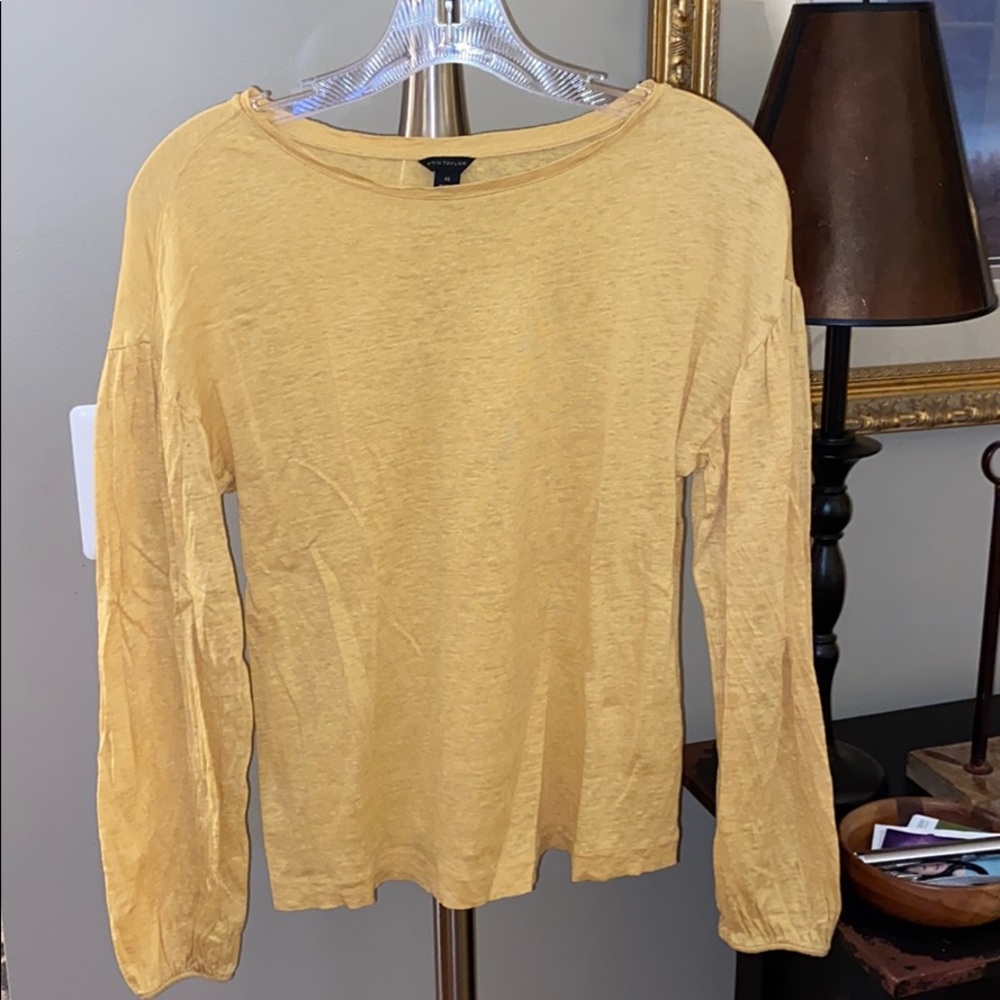 Women’s long sleeve tee
